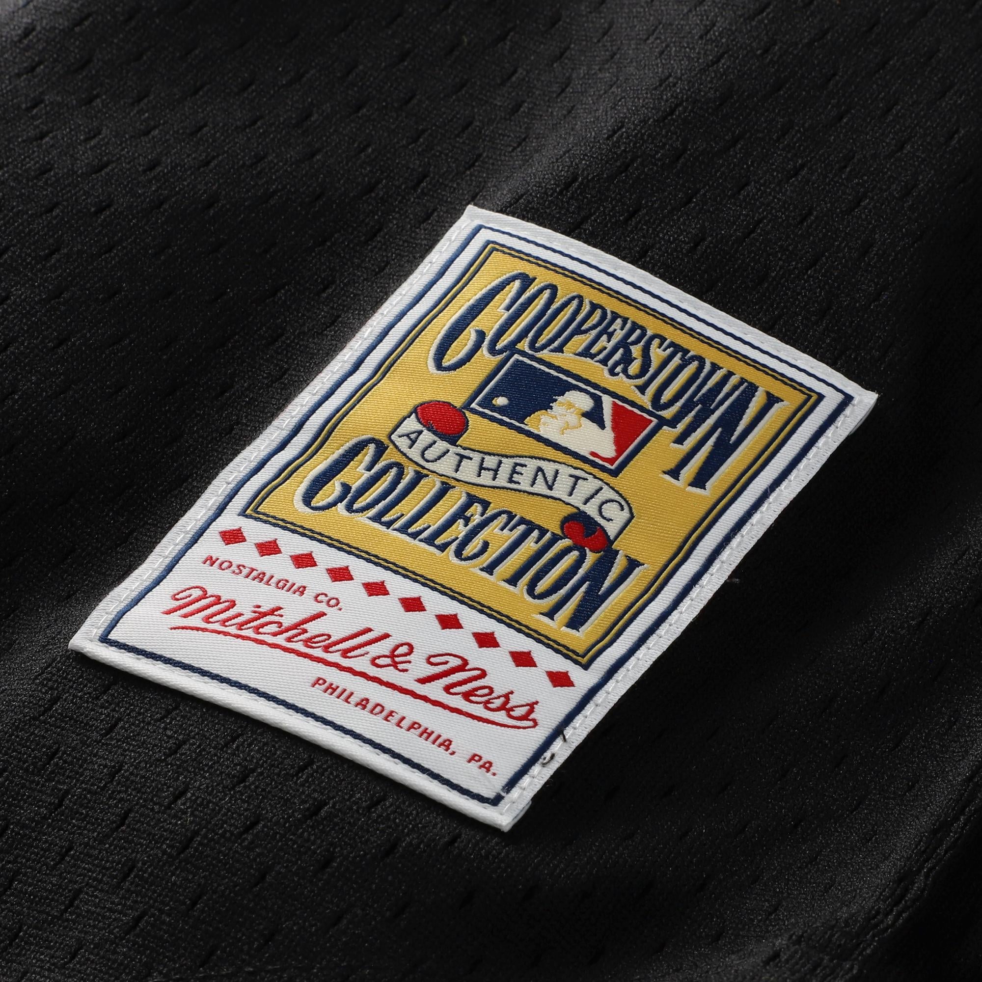 Men's Cincinnati Reds Barry Larkin Mitchell & Ness Black Cooperstown Collection Mesh Batting Practice Button-Up Jersey - 8