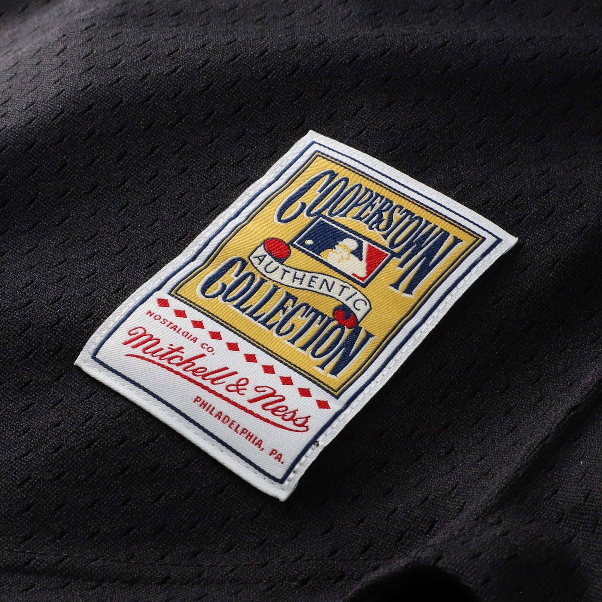 Men's Cincinnati Reds Ken Griffey Jr. Mitchell & Ness Black Cooperstown Collection Mesh Batting Practice Button-Up Jersey - 9