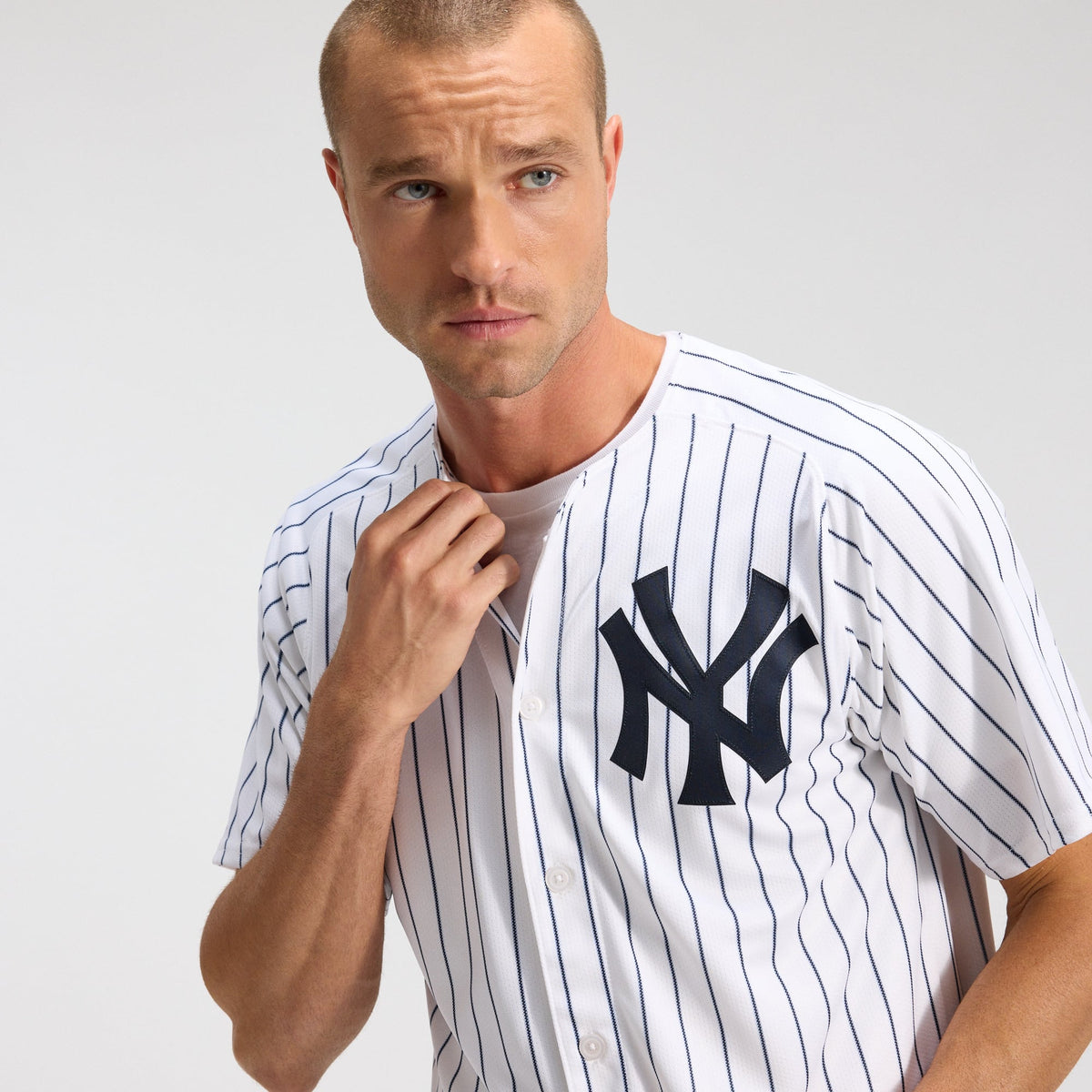 Men's New York Yankees Aaron Judge Nike White Home Limited Player Jersey - 11